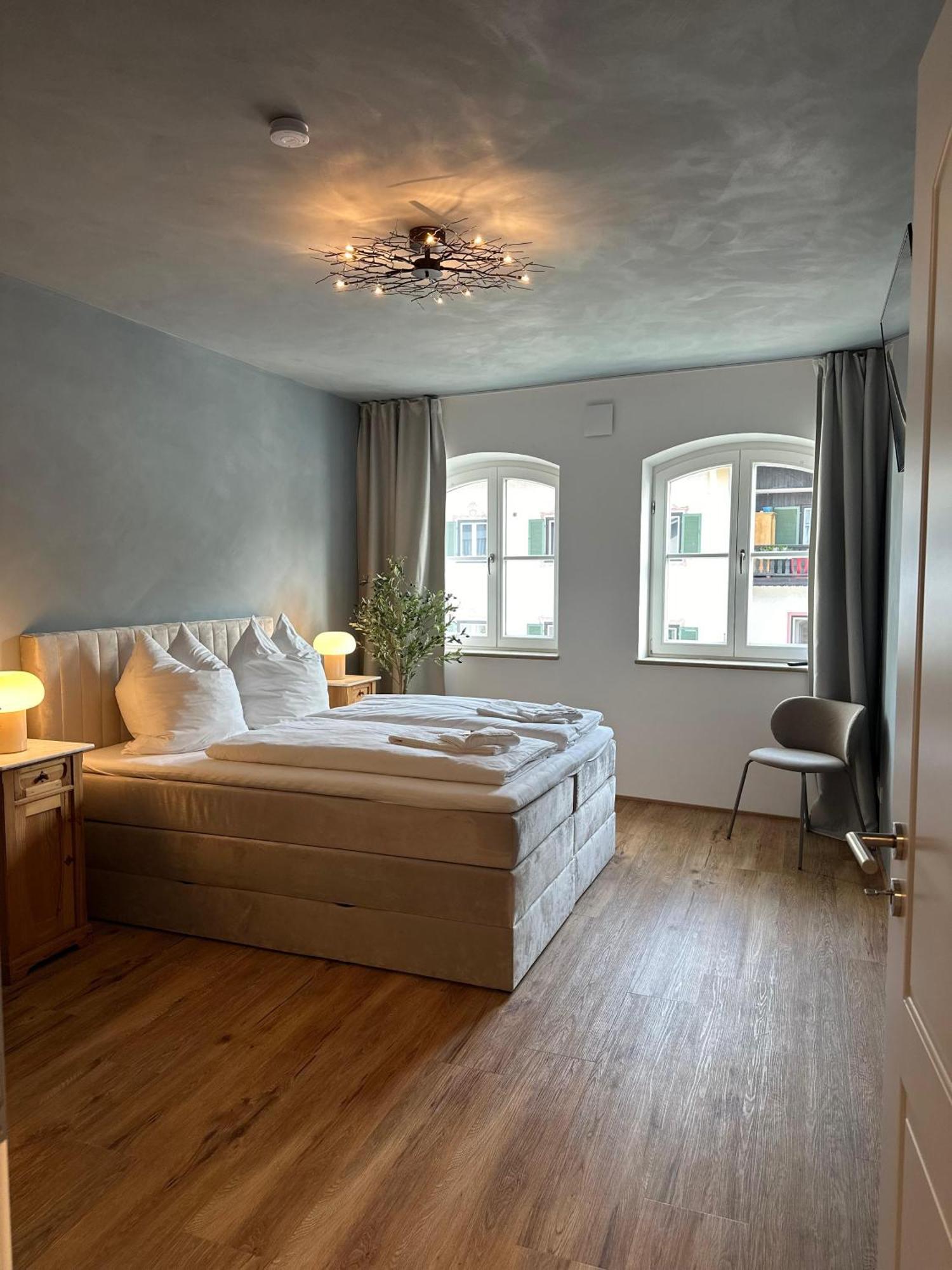 Vaicun Stays - Luxury Apartments - Apartments Mit Blick Auf Den Tegernsee Gmund am Tegernsee Bagian luar foto